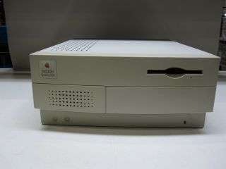 Apple Mac Macintosh Quadra 650 M2118 Computer 1993