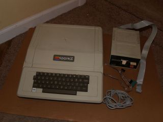 Vintage Apple Ii Plus With Disk Controller And One Disk Drive A2s1048
