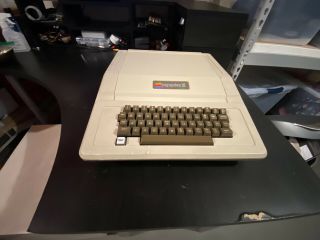 Apple II Plus 64k Computer - and A2S1048A 3