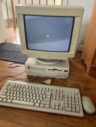 Apple Macintosh Performa 6200cd M3076 &