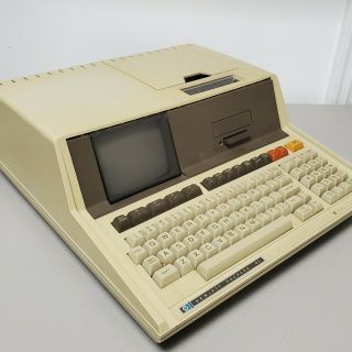 Hewlett Packard 85 Hp - 85 Computer - Powers On / Screen (all Keys)