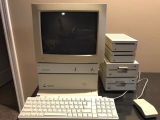 Apple Iigs Woz System W/ (2) 5.  25 Drives & (2) 3.  5 Drives/color Monitor.