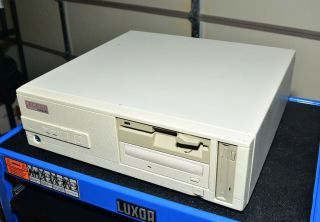 Packard Bell Legend 950 (PB 400) AMD DX5 586 133MHz Computer Soundblaster 16 SSD 3