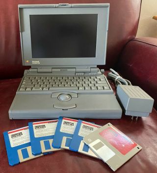 Macintosh Mac Powerbook 145b Laptop Portable Computer M5409