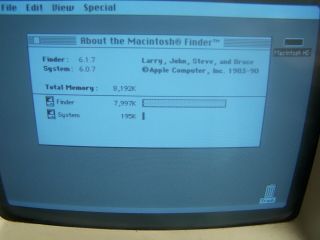 Apple Macintosh SE 30 M5119 8MB RAM 80MB Hard Drive - Estate 3